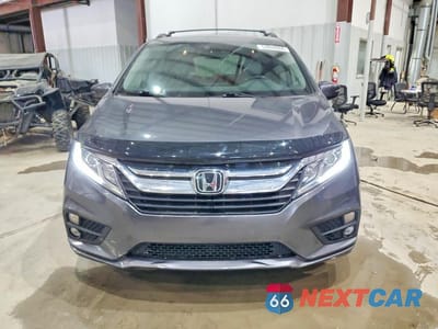 Piąte zdjęcie samochodu w środku: 2018 HONDA ODYSSEY EXL VIN:5FNRL6H76JB093970 - miniatura