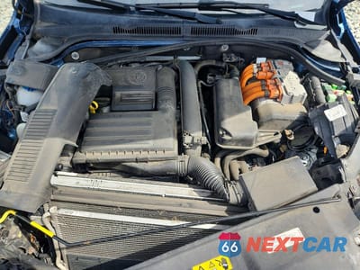 Zdjęcie 11 z 12 samochodu: 2016 VOLKSWAGEN JETTA HYBRID VIN:3VW637AJ3GM419563 - miniatura
