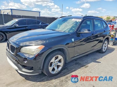 2015 BMW X1 SDRIVE28I WBAVM1C52FV314409 - główne zdjęcie licytacji z USA - miniatura