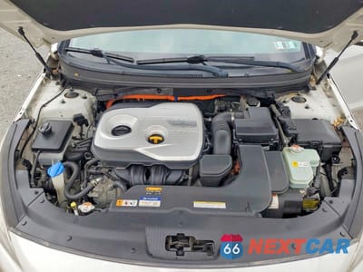 Zdjęcie 11 z 12 samochodu: 2016 HYUNDAI SONATA HYBRID SE VIN:KMHE24L17GA035274 - miniatura