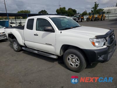 Czwarte zdjęcie samochodu z boku: 2015 TOYOTA TACOMA ACCESS CAB VIN:5TFTX4CN0FX051876 - miniatura