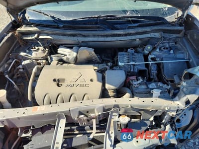 Zdjęcie 12 z 13 samochodu: 2020 MITSUBISHI OUTLANDER SE VIN:JA4AD3A31LJ000200 - miniatura