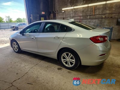 Drugie zdjęcie samochodu z przodu: 2018 CHEVROLET CRUZE LT VIN:1G1BE5SMXJ7222845 - miniatura