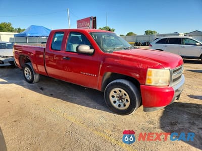 Czwarte zdjęcie samochodu z boku: 2007 CHEVROLET SILVERADO C1500 VIN:1GCEC19C37Z524619 - miniatura