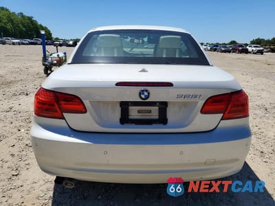 Zdjęcie 6 z 12 samochodu: 2013 BMW 328 I VIN:WBADW3C52DJ525552 - miniatura