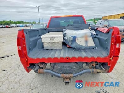 Zdjęcie 6 z 12 samochodu: 2013 CHEVROLET SILVERADO C1500 LT VIN:1GCNCSEA1DZ364388 - miniatura