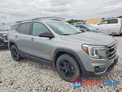 Czwarte zdjęcie samochodu z boku: 2023 GMC TERRAIN AT4 VIN:3GKALYEG7PL219832 - miniatura