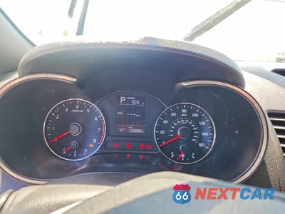 Zdjęcie 9 z 12 samochodu: 2018 KIA FORTE LX VIN:3KPFK4A75JE213963 - miniatura