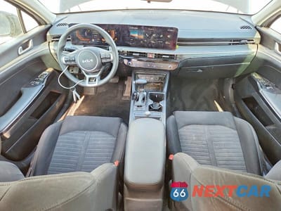 Zdjęcie 8 z 12 samochodu: 2025 KIA K5 LXS VIN:KNAG24J75S5335592 - miniatura