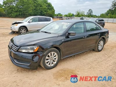 2015 VOLKSWAGEN PASSAT S 1VWAT7A37FC011224 - główne zdjęcie licytacji z USA - miniatura