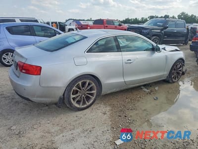 Trzecie zdjęcie samochodu z tyłu: 2013 AUDI A5 PRESTIGE VIN:WAUVFAFR4DA000385 - miniatura