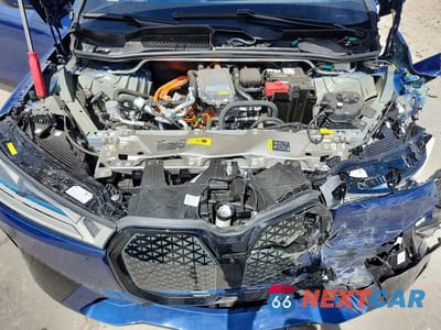 Zdjęcie 12 z 13 samochodu: 2025 BMW IX XDRIVE50 VIN:WB523CF08SCU58827 - miniatura