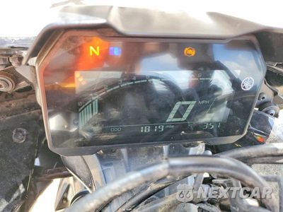 Zdjęcie 7 z 9 samochodu: 2025 YAMAHA YZFR7 VIN:JYARM38E5SA018743 - miniatura