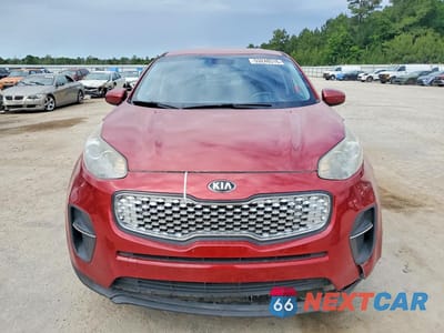 Piąte zdjęcie samochodu w środku: 2017 KIA SPORTAGE LX VIN:KNDPM3AC1H7164986 - miniatura