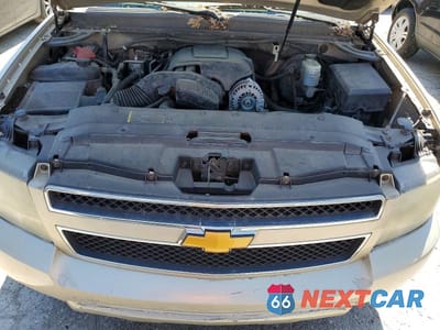 Zdjęcie 12 z 13 samochodu: 2010 CHEVROLET SUBURBAN K1500 LT VIN:1GNUKJE31AR140776 - miniatura