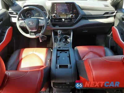 Zdjęcie 8 z 14 samochodu: 2021 TOYOTA HIGHLANDER XSE VIN:5TDJZRBH3MS145070 - miniatura