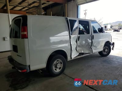 Trzecie zdjęcie samochodu z tyłu: 2006 CHEVROLET EXPRESS 2500 DELIVERY VAN VIN:1GCGG25V961196789 - miniatura