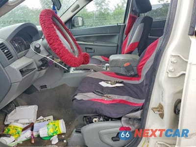 Zdjęcie 7 z 13 samochodu: 2007 JEEP GRAND CHEROKEE LAREDO VIN:1J8GR48K57C532007 - miniatura