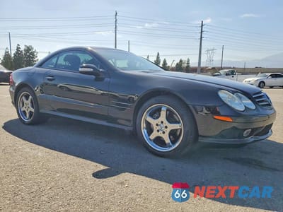 Czwarte zdjęcie samochodu z boku: 2003 MERCEDES-BENZ SL 500R VIN:WDBSK75F83F035104 - miniatura