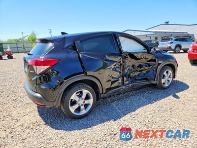 Trzecie zdjęcie samochodu z tyłu: 2022 HONDA HR-V LX VIN:3CZRU6H32NM703689 - miniatura