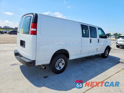 Trzecie zdjęcie samochodu z tyłu: 2022 CHEV EXPRESS 2500 VIN:1GCWGBF77N1141414 - miniatura