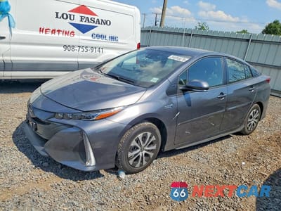 2022 TOYOTA PRIUS PRIME LE JTDKAMFP6N3221061 - główne zdjęcie licytacji z USA - miniatura