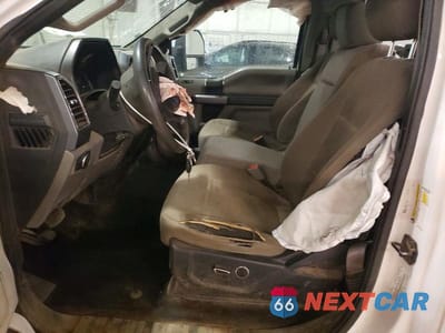Zdjęcie 7 z 13 samochodu: 2019 FORD F250 SUPER DUTY VIN:1FTBF2B63KEF04181 - miniatura