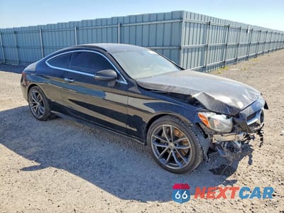 Czwarte zdjęcie samochodu z boku: 2018 MERCEDES-BENZ C 300 4MATIC VIN:WDDWJ4KB5JF620005 - miniatura
