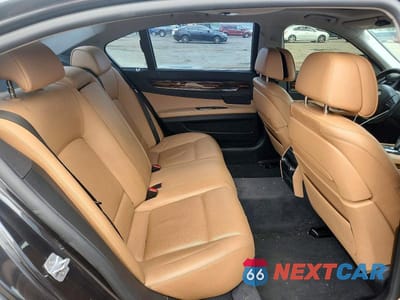 Zdjęcie 10 z 12 samochodu: 2014 BMW 740 LI VIN:WBAYE4C57ED138182 - miniatura