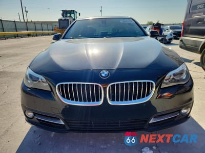 Piąte zdjęcie samochodu w środku: 2016 BMW 528 I VIN:WBA5A5C5XGD526191 - miniatura