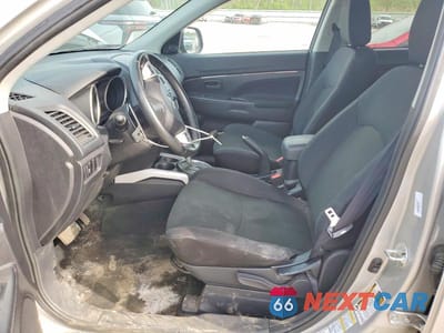 Zdjęcie 7 z 13 samochodu: 2013 MITSUBISHI OUTLANDER SPORT ES VIN:4A4AR3AU8DE018180 - miniatura