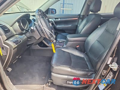 Zdjęcie 7 z 13 samochodu: 2011 KIA SORENTO SX VIN:5XYKWDA23BG121584 - miniatura