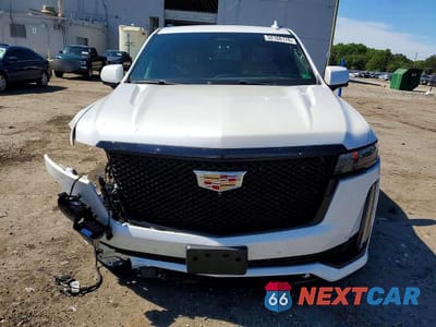 Piąte zdjęcie samochodu w środku: 2021 CADILLAC ESCALADE ESV SPORT VIN:1GYS4PKL9MR414726 - miniatura