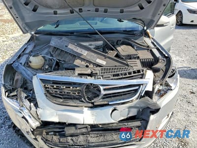 Zdjęcie 12 z 13 samochodu: 2011 VOLKSWAGEN TIGUAN S VIN:WVGAV7AX5BW548727 - miniatura