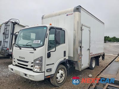 2021 ISUZU NPR HD BOX TRUCK 54DC4W1D5MS203588 - główne zdjęcie licytacji z USA - miniatura