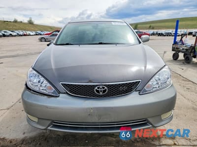 Piąte zdjęcie samochodu w środku: 2005 TOYOTA CAMRY SE VIN:4T1BE32K75U518435 - miniatura