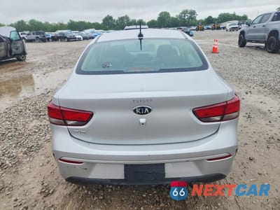 Zdjęcie 6 z 12 samochodu: 2021 KIA RIO LX VIN:3KPA24AD4ME382294 - miniatura