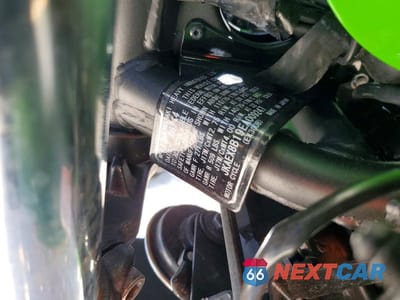 Zdjęcie 9 z 9 samochodu: 2014 KAWASAKI EX300 B VIN:JKAEX8B19EA009247 - miniatura
