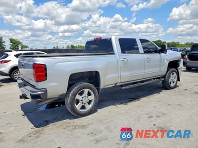 Trzecie zdjęcie samochodu z tyłu: 2016 CHEVROLET SILVERADO K2500 HEAVY DUTY LT VIN:1GC1KVEG7GF233379 - miniatura