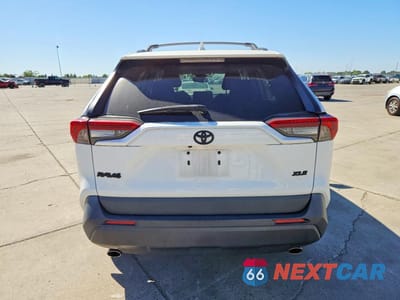 Zdjęcie 6 z 12 samochodu: 2019 TOYOTA RAV4 XLE VIN:2T3W1RFV7KC008112 - miniatura