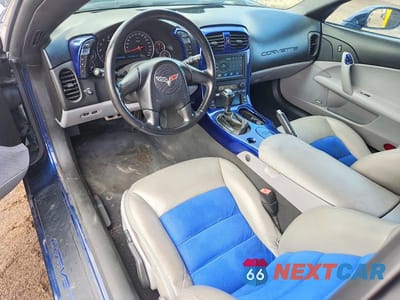 Zdjęcie 8 z 12 samochodu: 2005 CHEVROLET CORVETTE VIN:1G1YY24U455130533 - miniatura