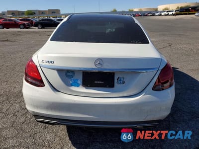 Zdjęcie 6 z 12 samochodu: 2021 MERCEDES-BENZ C 300 VIN:W1KWF8DB3MR617824 - miniatura