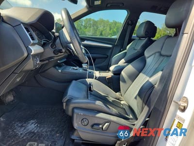 Zdjęcie 7 z 13 samochodu: 2020 AUDI Q5 PREMIUM VIN:WA1ANAFY9L2114221 - miniatura