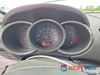 Zdjęcie 9 z 12 samochodu: 2013 KIA SORENTO LX VIN:5XYKTCA63DG400607 - miniatura