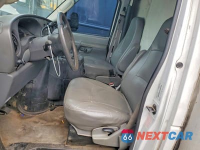 Zdjęcie 7 z 14 samochodu: 2003 FORD E350 BOX TRUCK VIN:1FDSE35L43HA25788 - miniatura