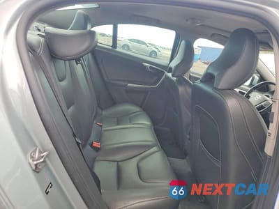 Zdjęcie 10 z 13 samochodu: 2017 VOLVO S60 DYNAMIC VIN:YV140MTL2H2431786 - miniatura