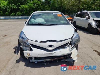 Piąte zdjęcie samochodu w środku: 2012 TOYOTA YARIS 5-DOOR LE VIN:JTDKTUD36CD517571 - miniatura