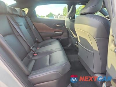Zdjęcie 10 z 12 samochodu: 2024 TOYOTA CROWN LIMITED VIN:JTDAAAAF3R3027635 - miniatura