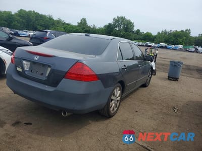 Trzecie zdjęcie samochodu z tyłu: 2007 HONDA ACCORD EX VIN:1HGCM66597A088527 - miniatura