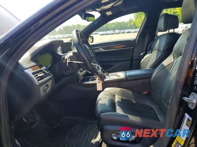 Zdjęcie 7 z 12 samochodu: 2020 BMW 745XE VIN:WBA7W4C05LCD34592 - miniatura
